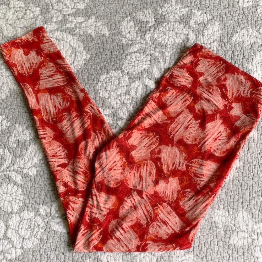 LuLaRoe Doodle Sketch Hearts TC Leggings